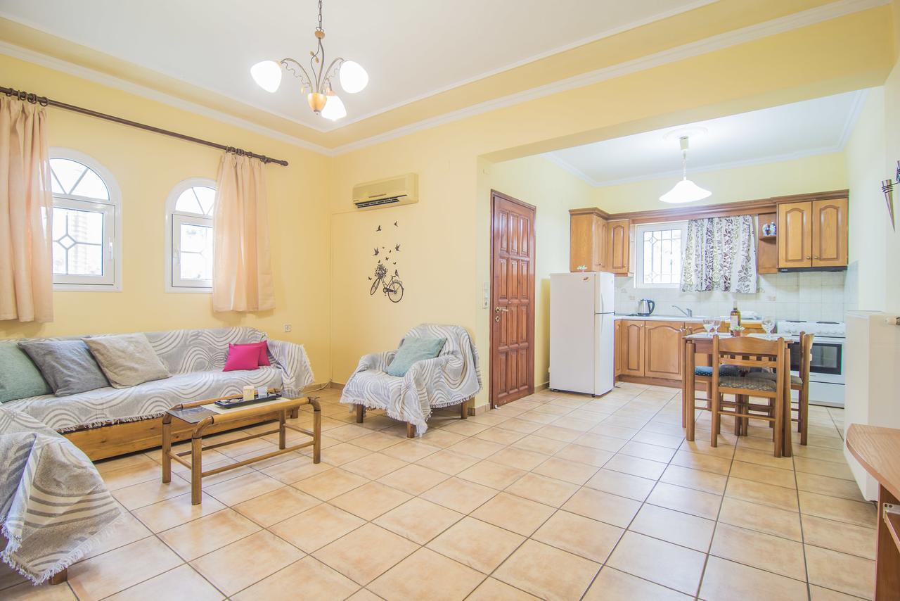 Tonia Apartments Kota Zakynthos Bagian luar foto